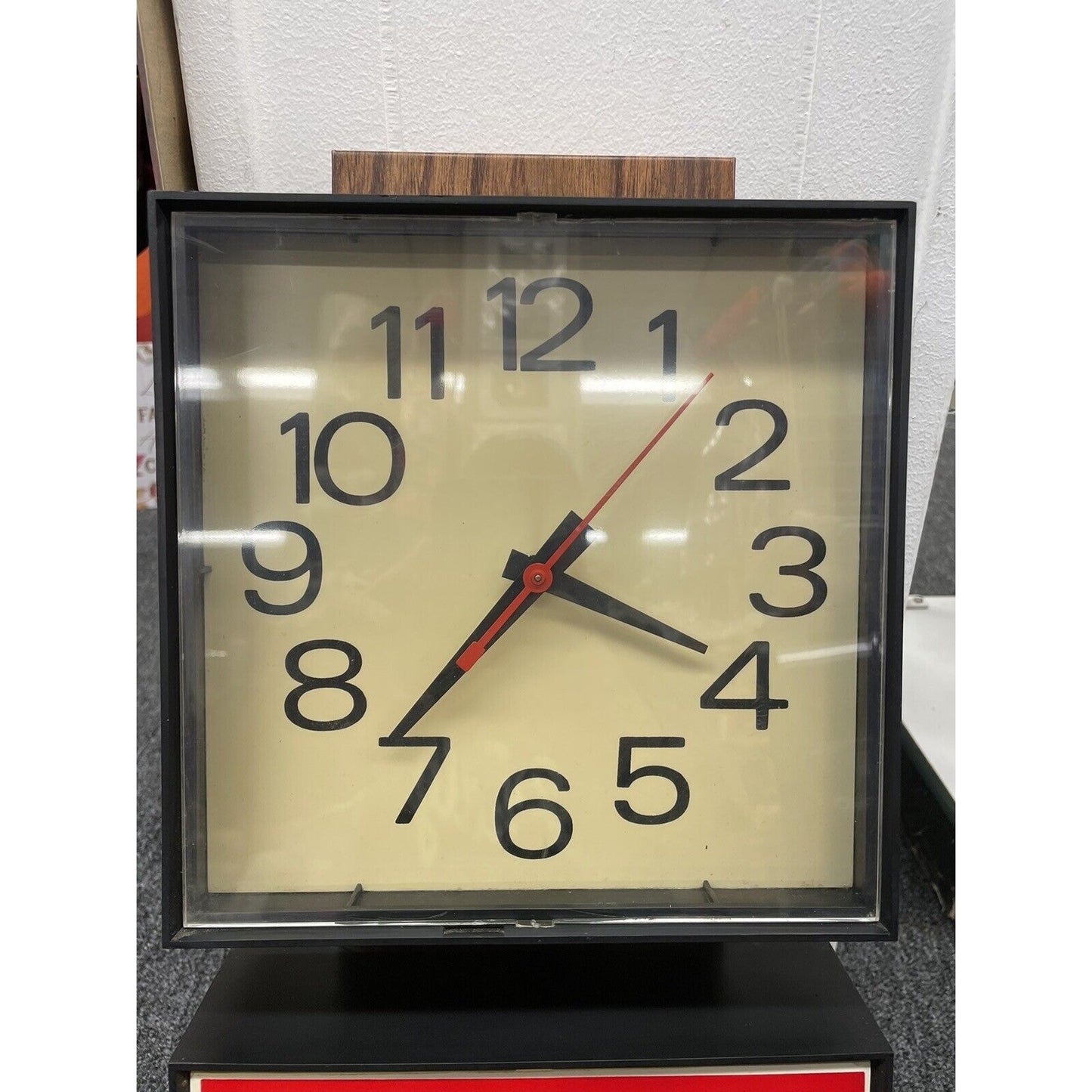 1975 Coca Cola Clock /Sign Wall Mount Tested Not Backlit