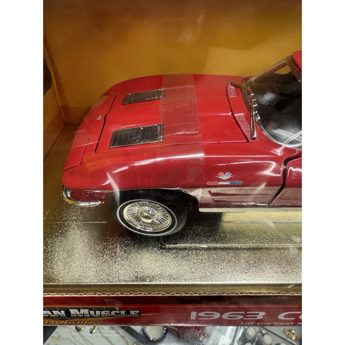 1963 Corvette 50th Anniversary, American Muscle Red w/tool boxes 1:18 Ertl 33175
