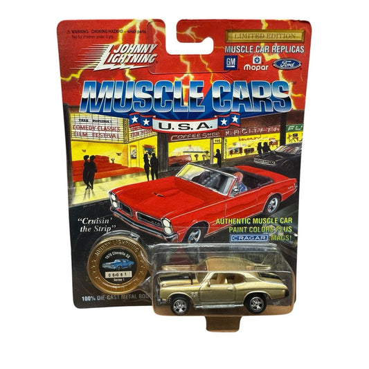 1994 Johnny Lightning Muscle Cars USA Champagne 1970 Chevy Chevelle SS Series 1